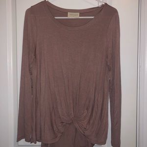 Vestique top with front twist